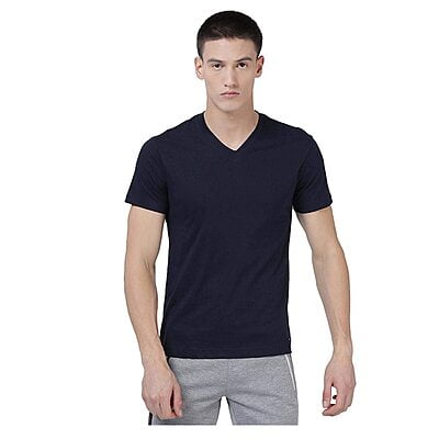 Levi’s Ultra-Soft Cotton 300 LS Classic V Neck Solid T-Shirt | InnerMan