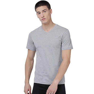 Levi’s Ultra-Soft Cotton 300 LS Classic V Neck Solid T-Shirt (Pack of 2) Levi’s Ultra-Soft Cotton 300 LS Classic V Neck Solid T-Shirt (Pack of 2)